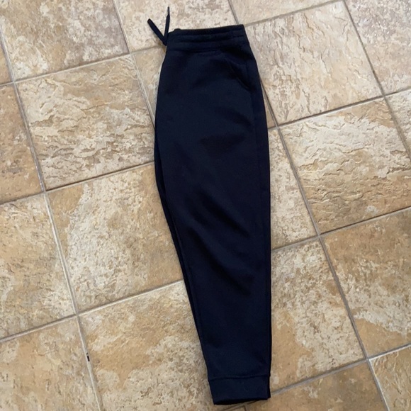 Black jogger sweatpants - Picture 2 of 4